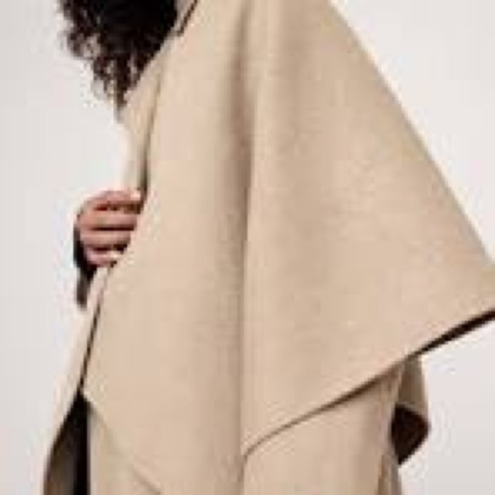 Banana Republic *NWT* Oversized Double-Faced Cape Wool Winter Coat - Picture 2 of 7